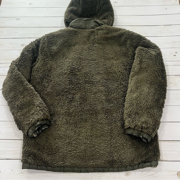 The North Face Boys Mount Camo Printed Reversible Jacket Sz XXL-18/20 - Picture 4 of 12